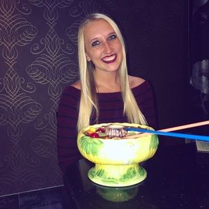 Meet your Posher, Hayley